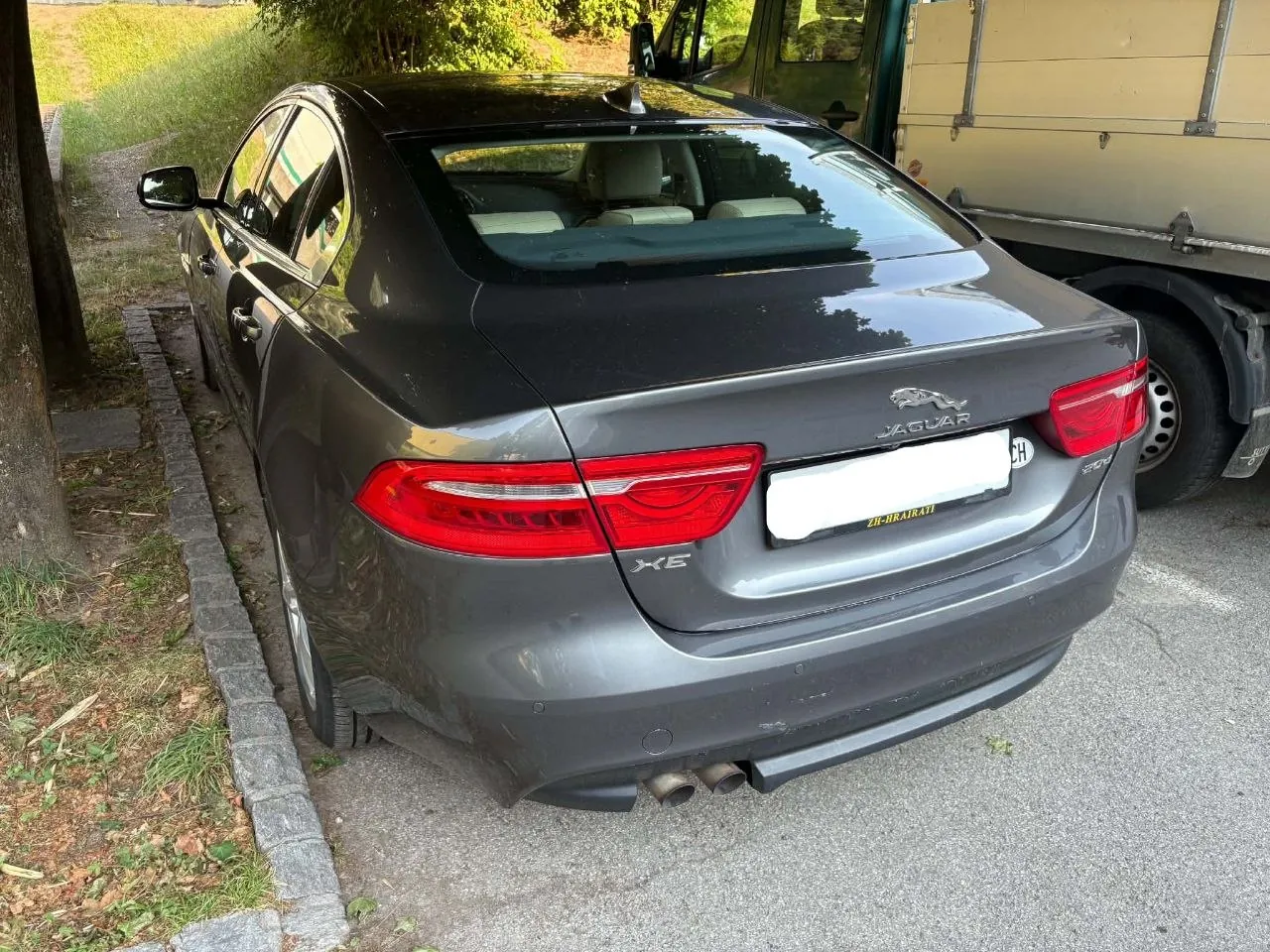 Jaguar XE 20d дизель автомат 2016 5
