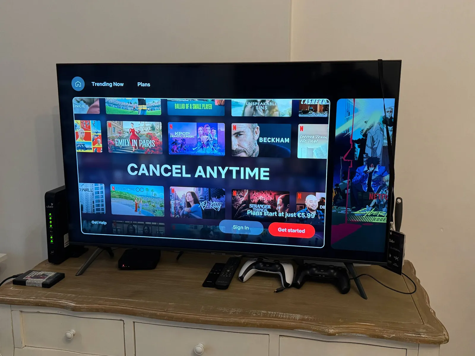 Телевизор Samsung Crystal UHD AU7100 43 дюйма 1