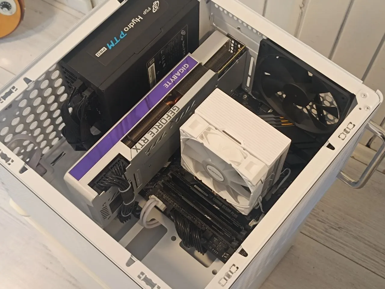 Игровой ПК Ryzen 5 5500X3D RTX 3080 Ti 32 ГБ Белград 2