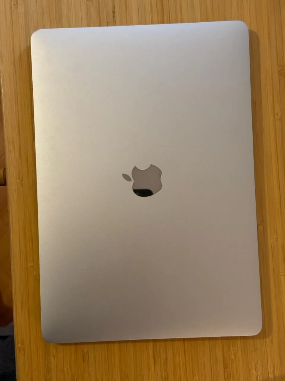 MacBook Air 13 M1 8/256 ГБ 2020 Белград 2