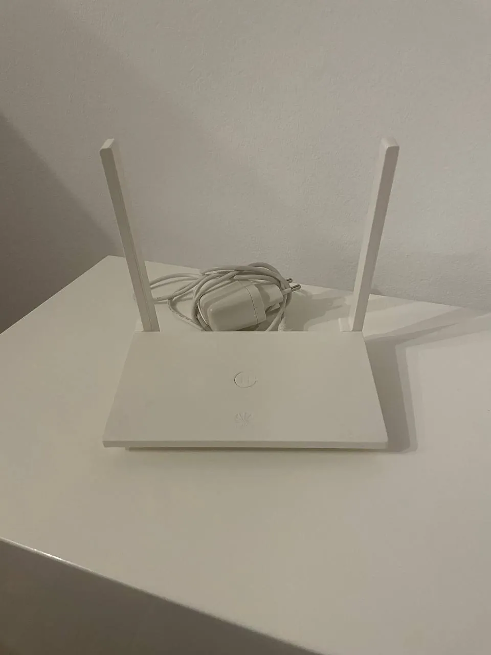 Роутер Wi-Fi Huawei WS318n 300 Мбит/с Белград 1