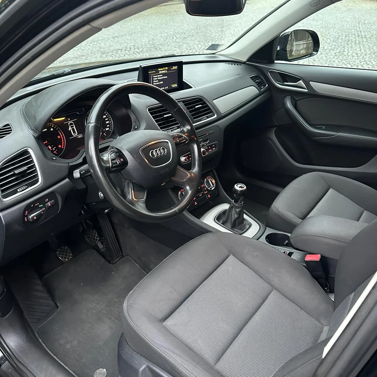Audi Q3 2.0 дизель механика 2014 4