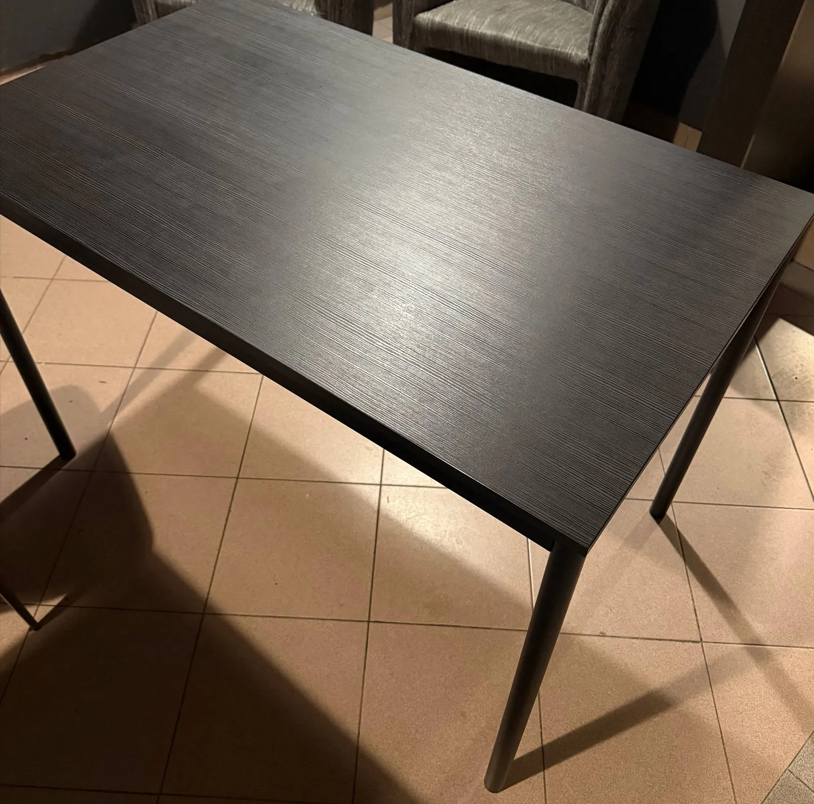 Стулья IKEA SANDSBERG и Jusk TOREBY со столами 4