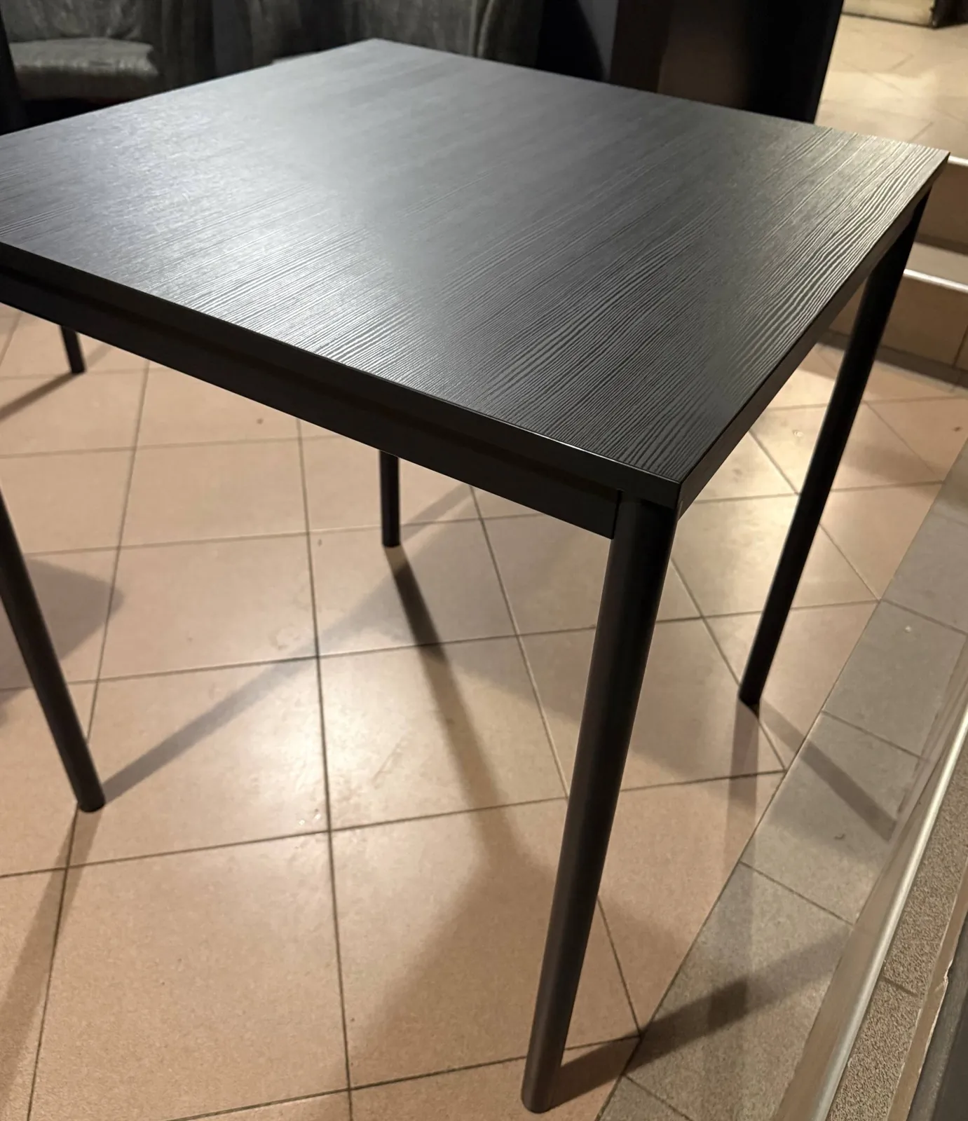 Стулья IKEA SANDSBERG и Jusk TOREBY со столами 3