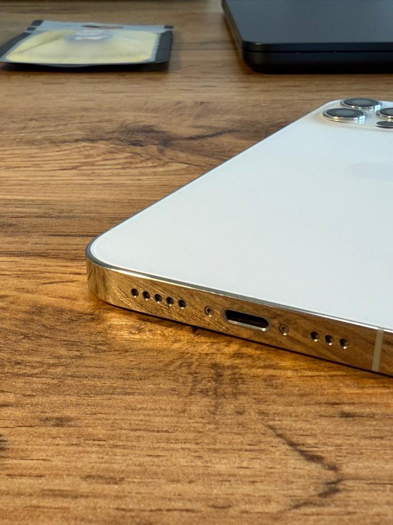 iPhone 12 Pro 256GB White 4