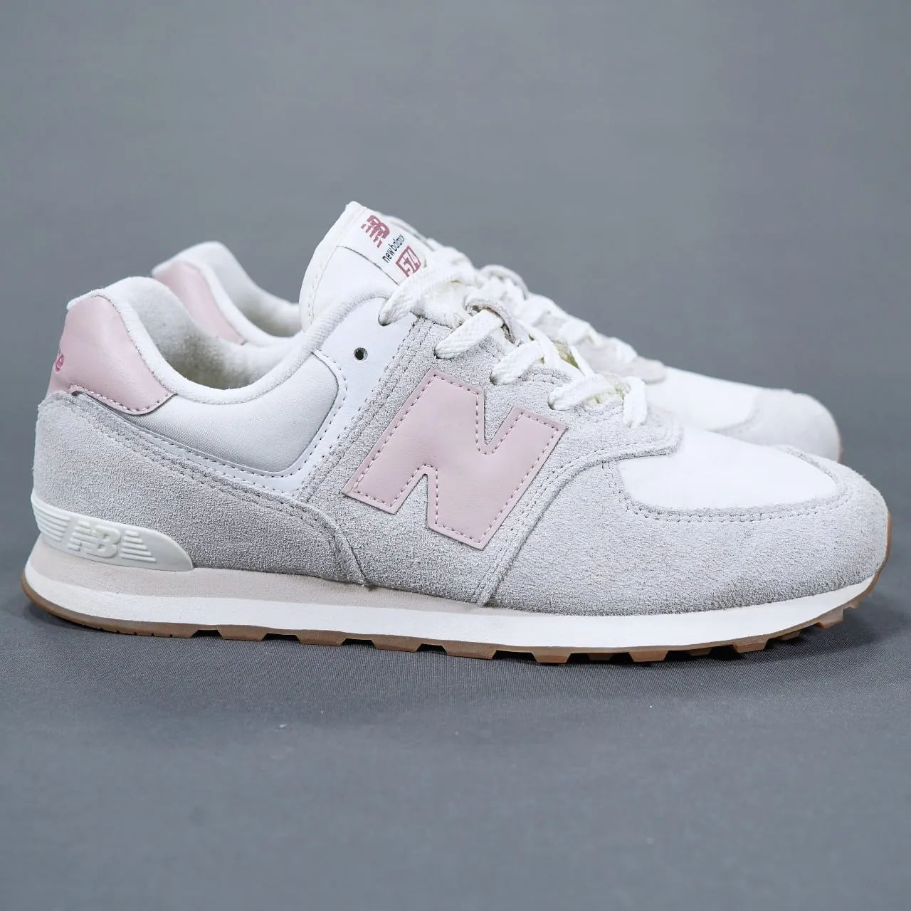 Кроссовки New Balance 574 бело-серые с розовым размер 38.5 2