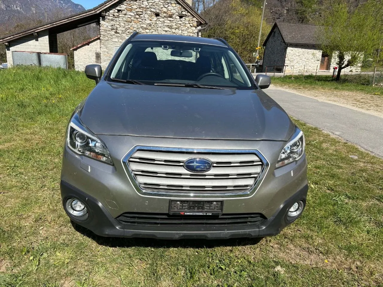 Subaru Legacy Outback 2016 дизель полный привод 1
