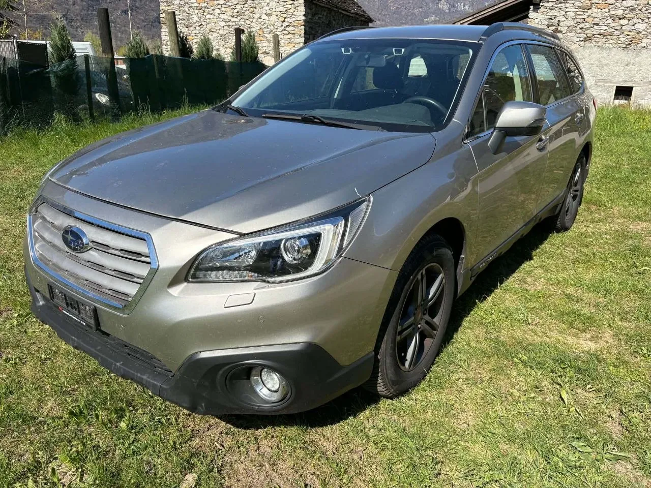Subaru Legacy Outback 2016 дизель полный привод 2