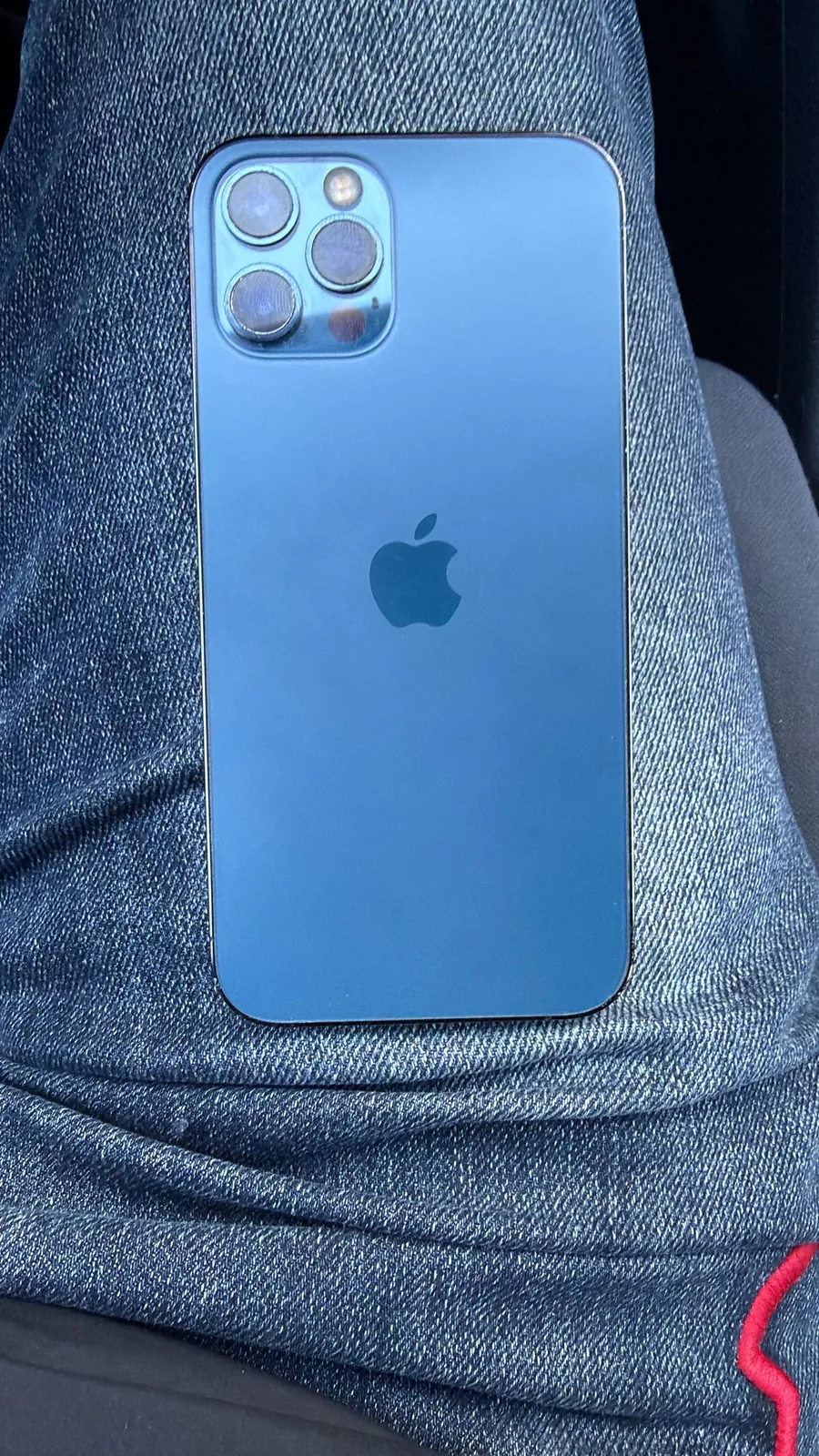 IPhone 12 Pro синий с неисправным динамиком, Белград 1