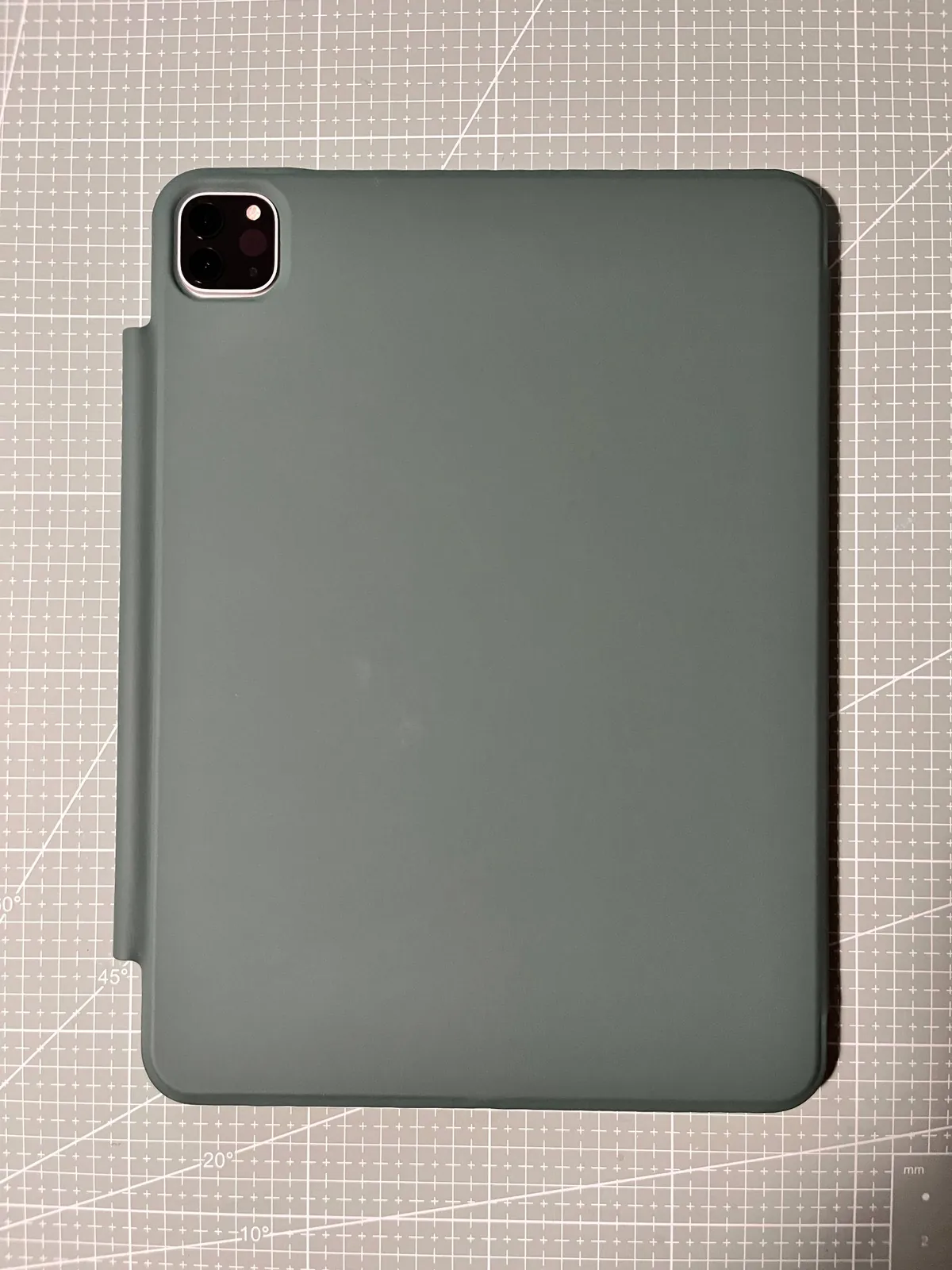 Планшет iPad Pro 11 M1 с Apple Pencil и чехлом 6