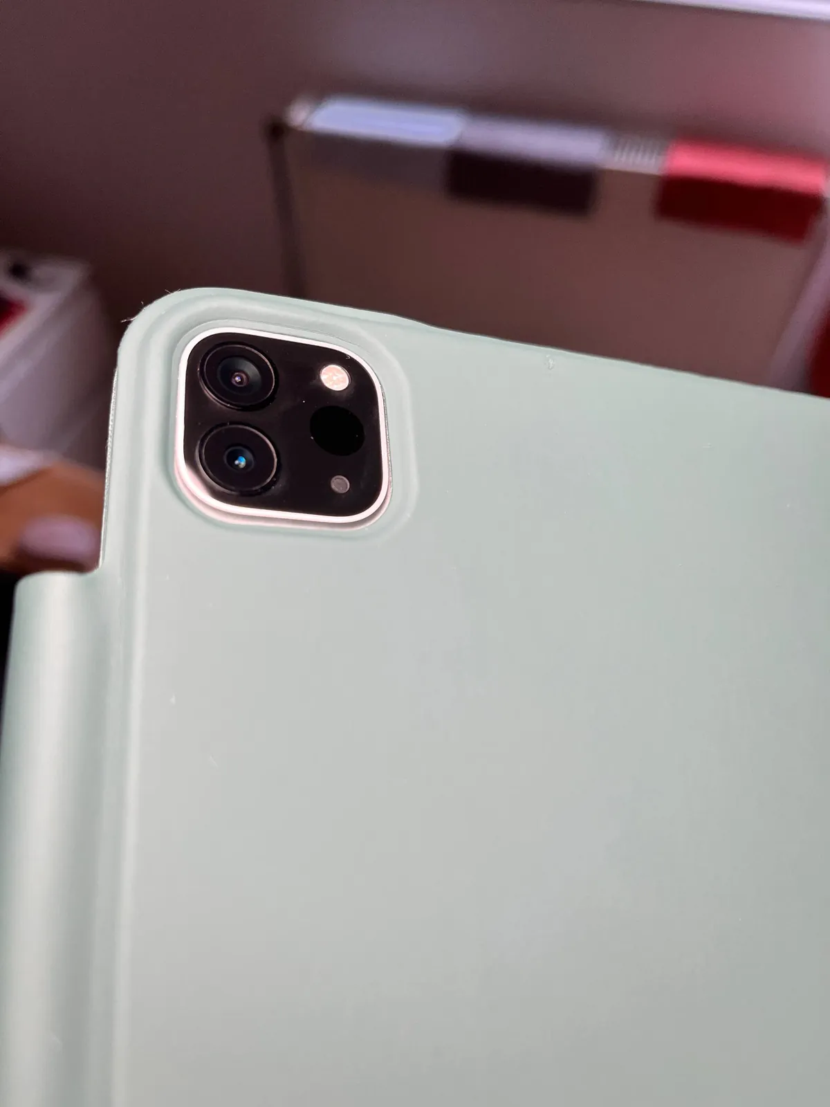 Планшет iPad Pro 11 M1 с Apple Pencil и чехлом 7