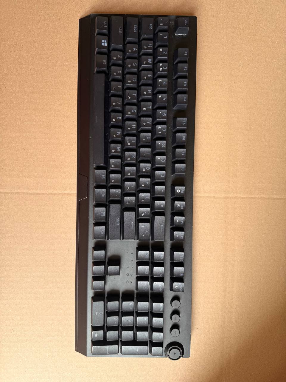 Клавиатура Razer Blackwidow V3 Pro и мышь 1