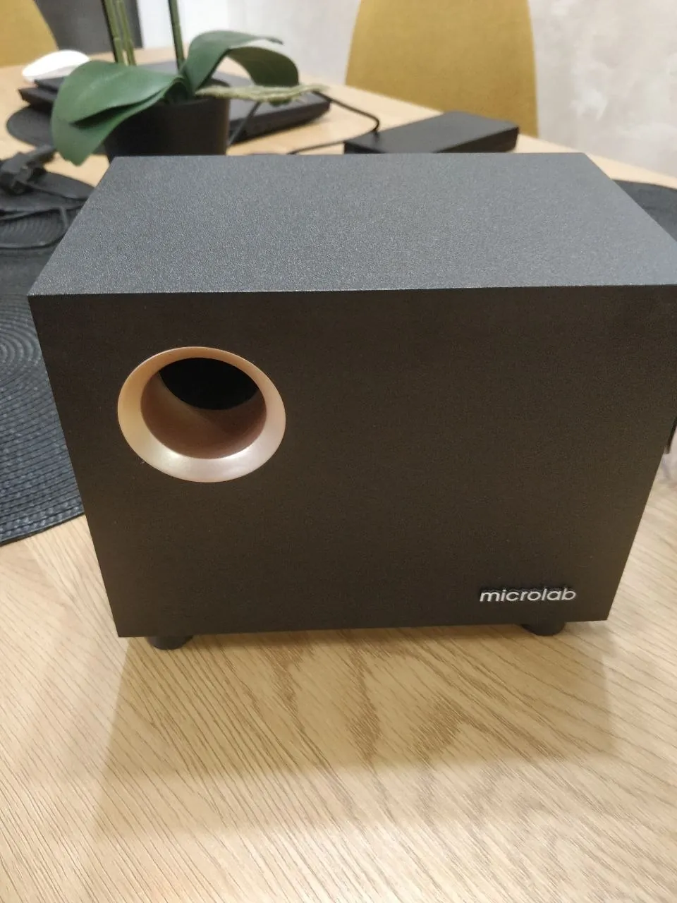 Акустическая система Microlab M-105 2.1 Белград 2