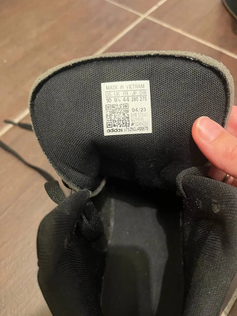Кроссовки Adidas размер 44 2