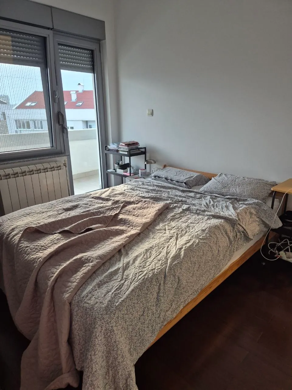 Кровать IKEA 140×200 с матрасом 1