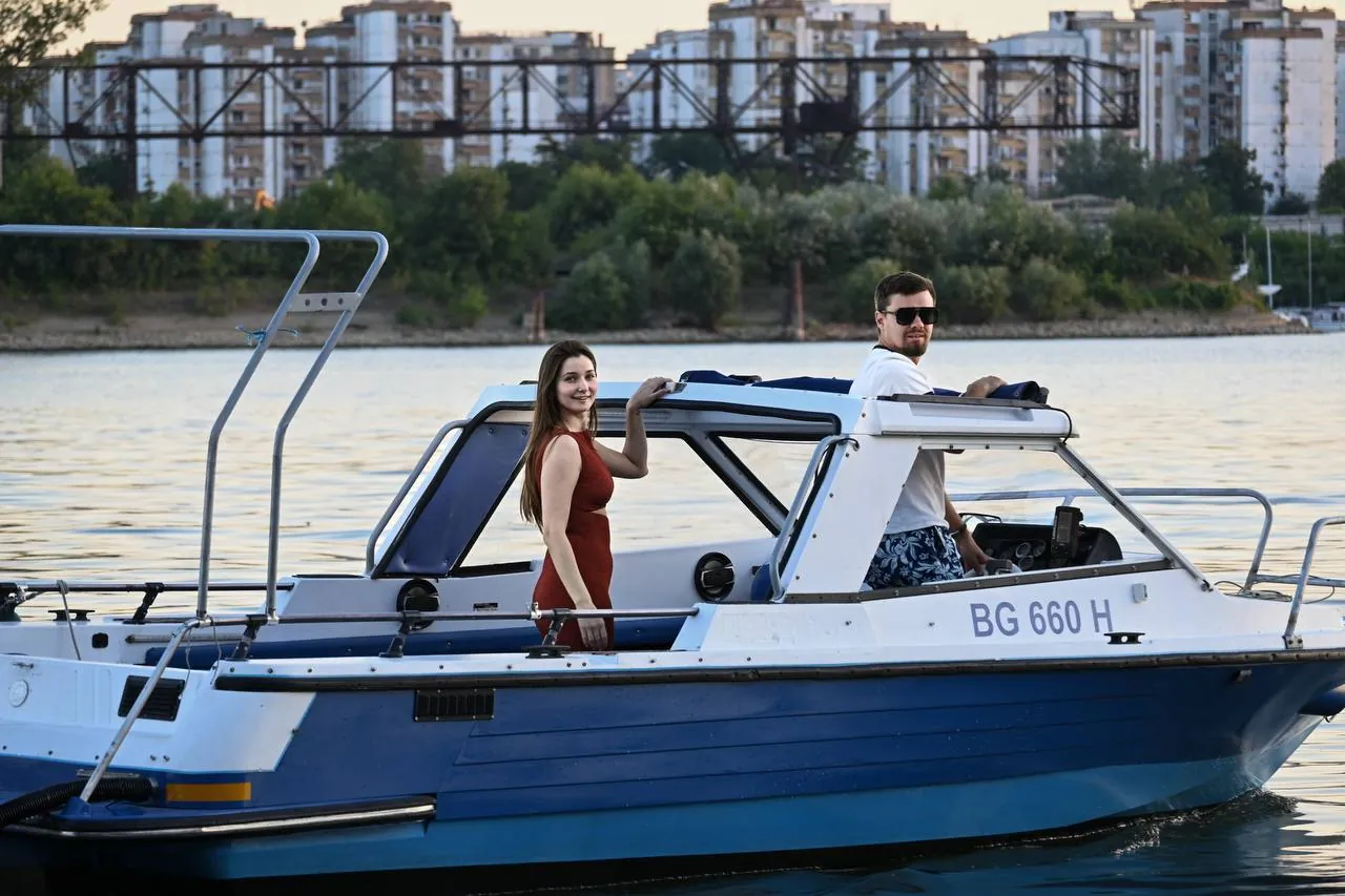Моторная лодка 7 мест Honda 40 л.с., Белград 2