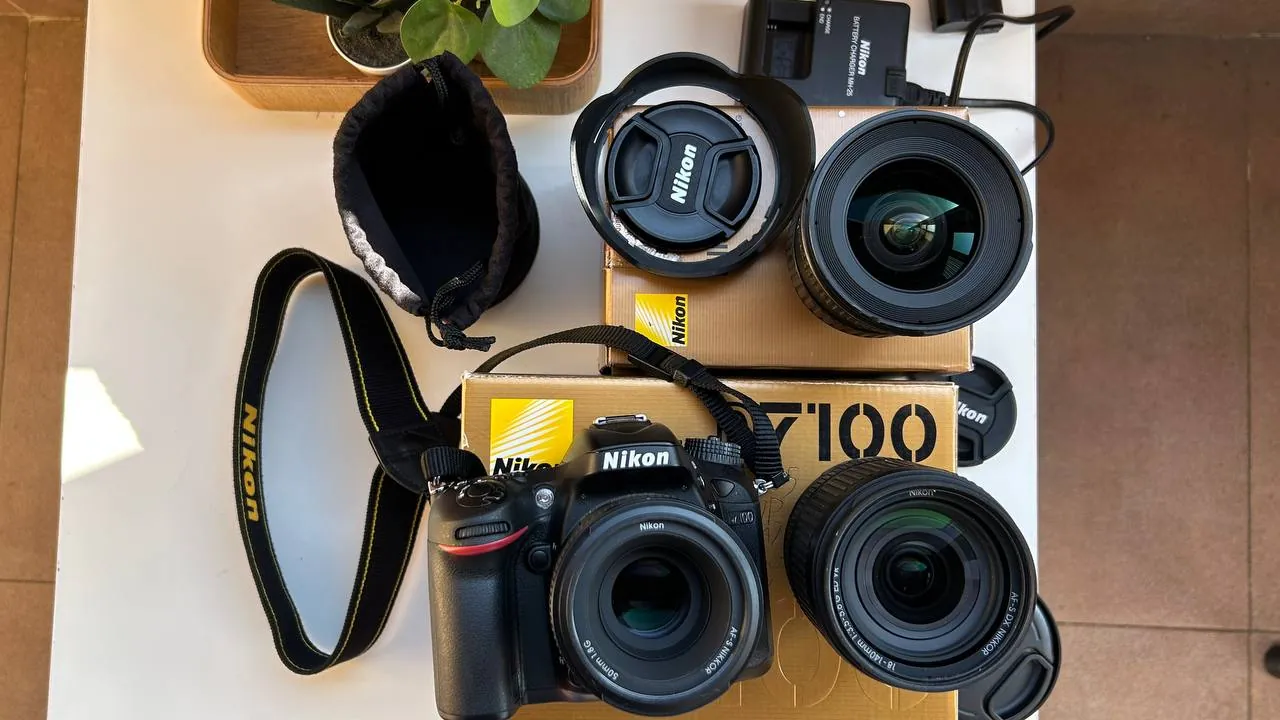 Зеркальный фотоаппарат Nikon D7100 с тремя объективами 2