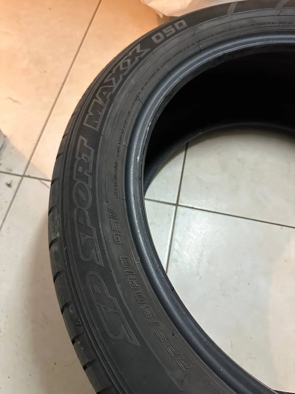 Шины Dunlop SP Sport Maxx 225/50 R18 2