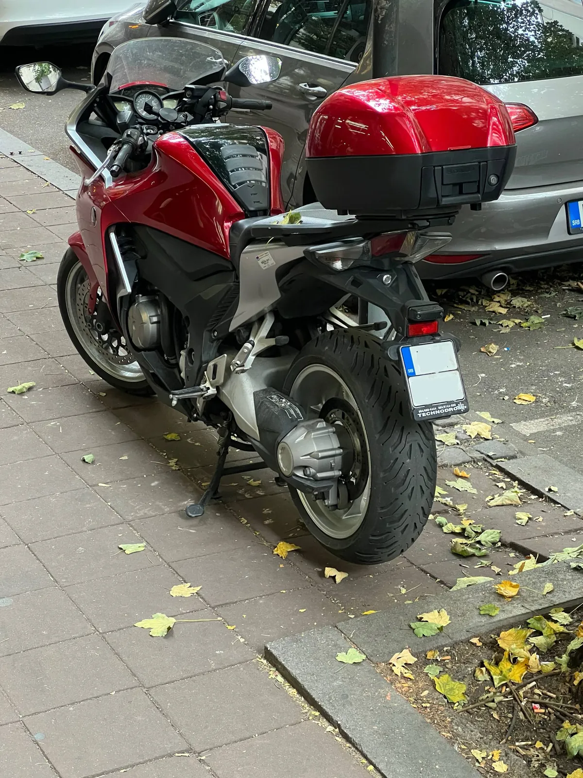 Honda VFR1200F 2012 кардан V4 Белград 5