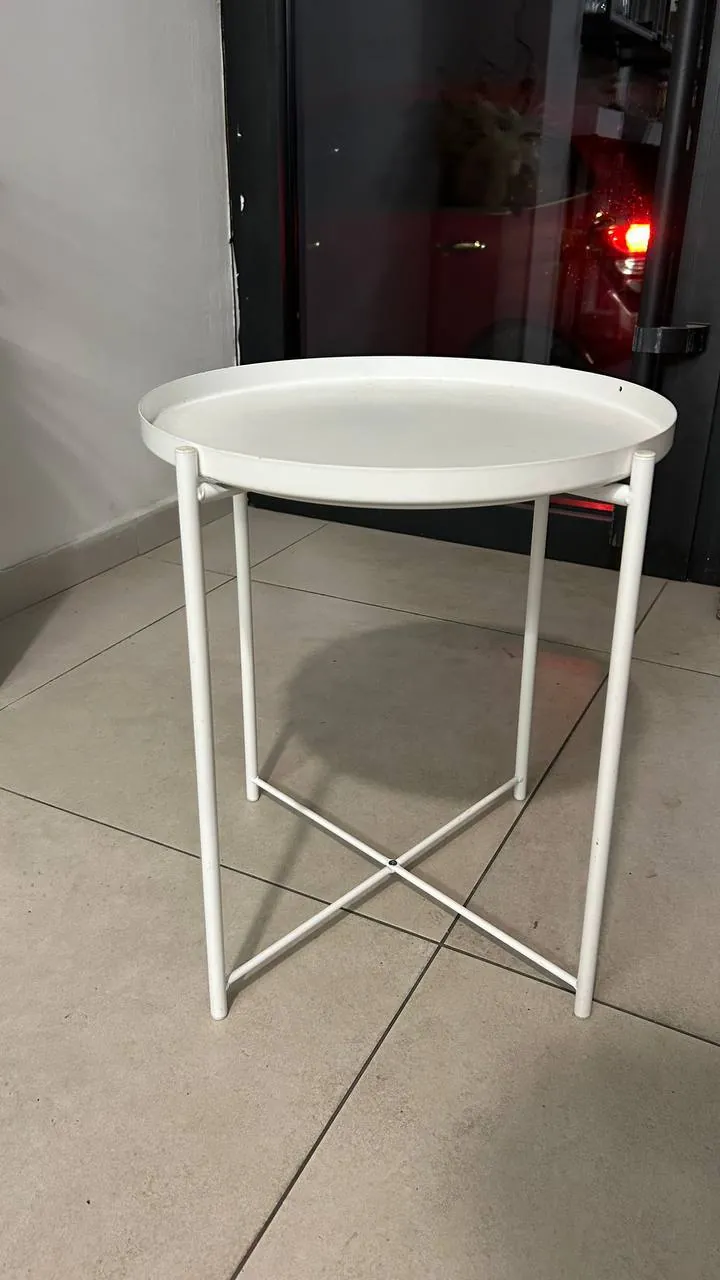 Стулья, столики и корзина IKEA Дорчол 2