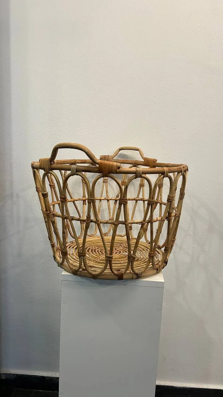 Стулья, столики и корзина IKEA Дорчол 1