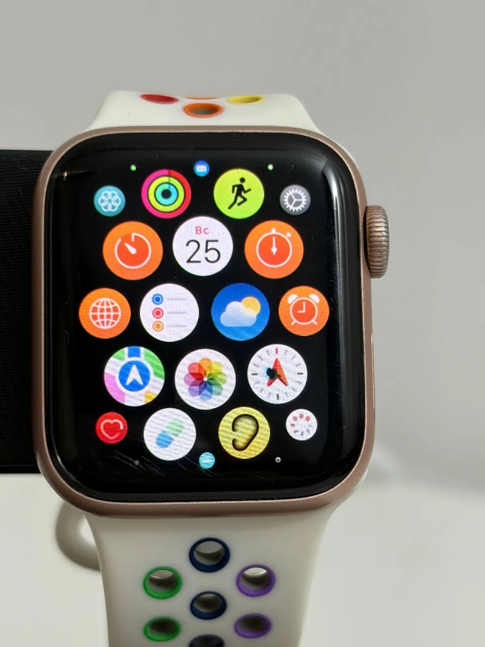 Apple Watch SE 2020 40 мм 2