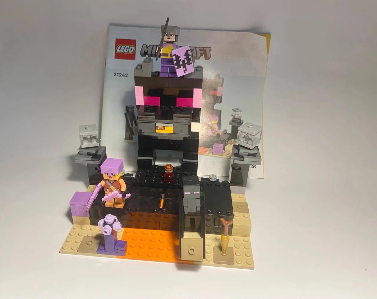 Наборы LEGO Minecraft и Star Wars 4
