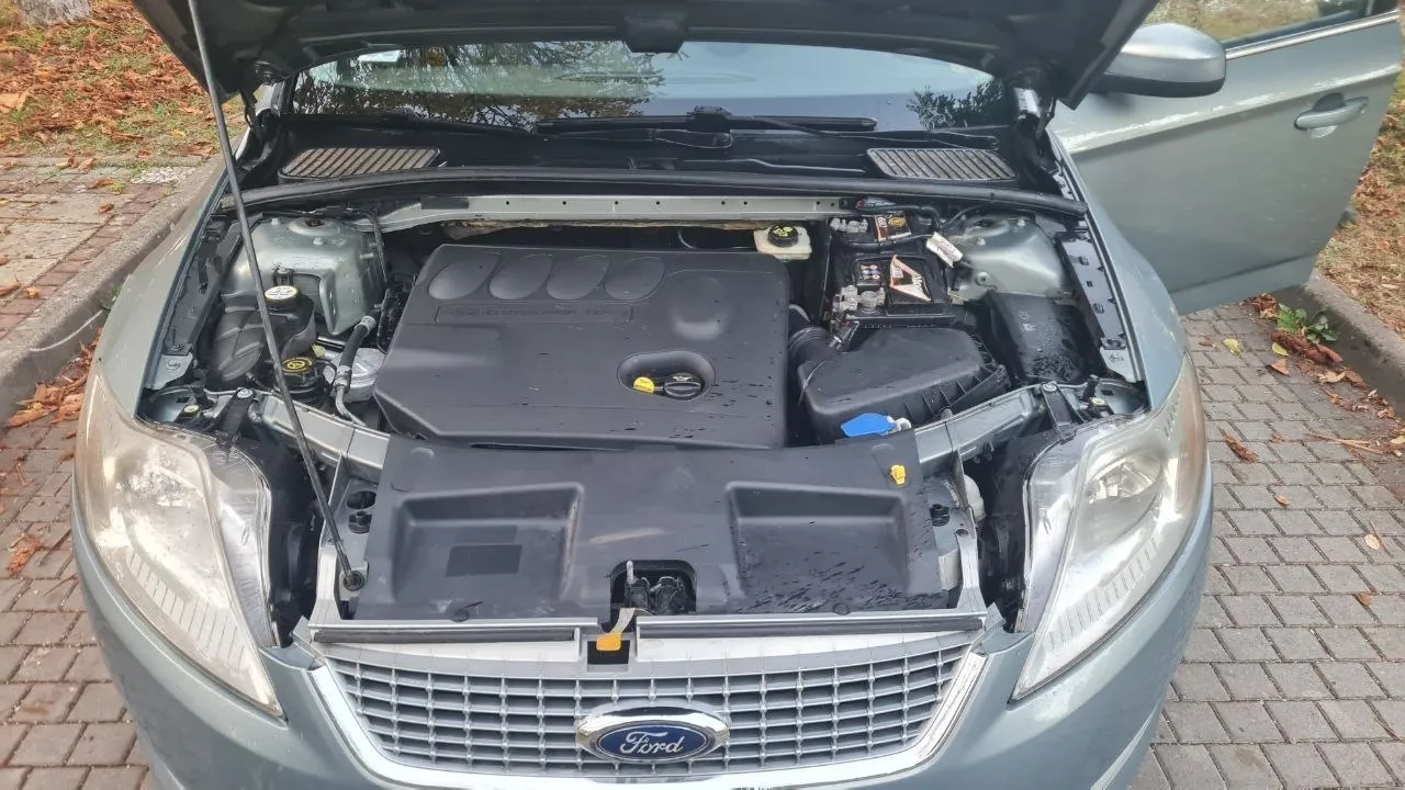 Ford Mondeo 2.0 дизель автомат 1