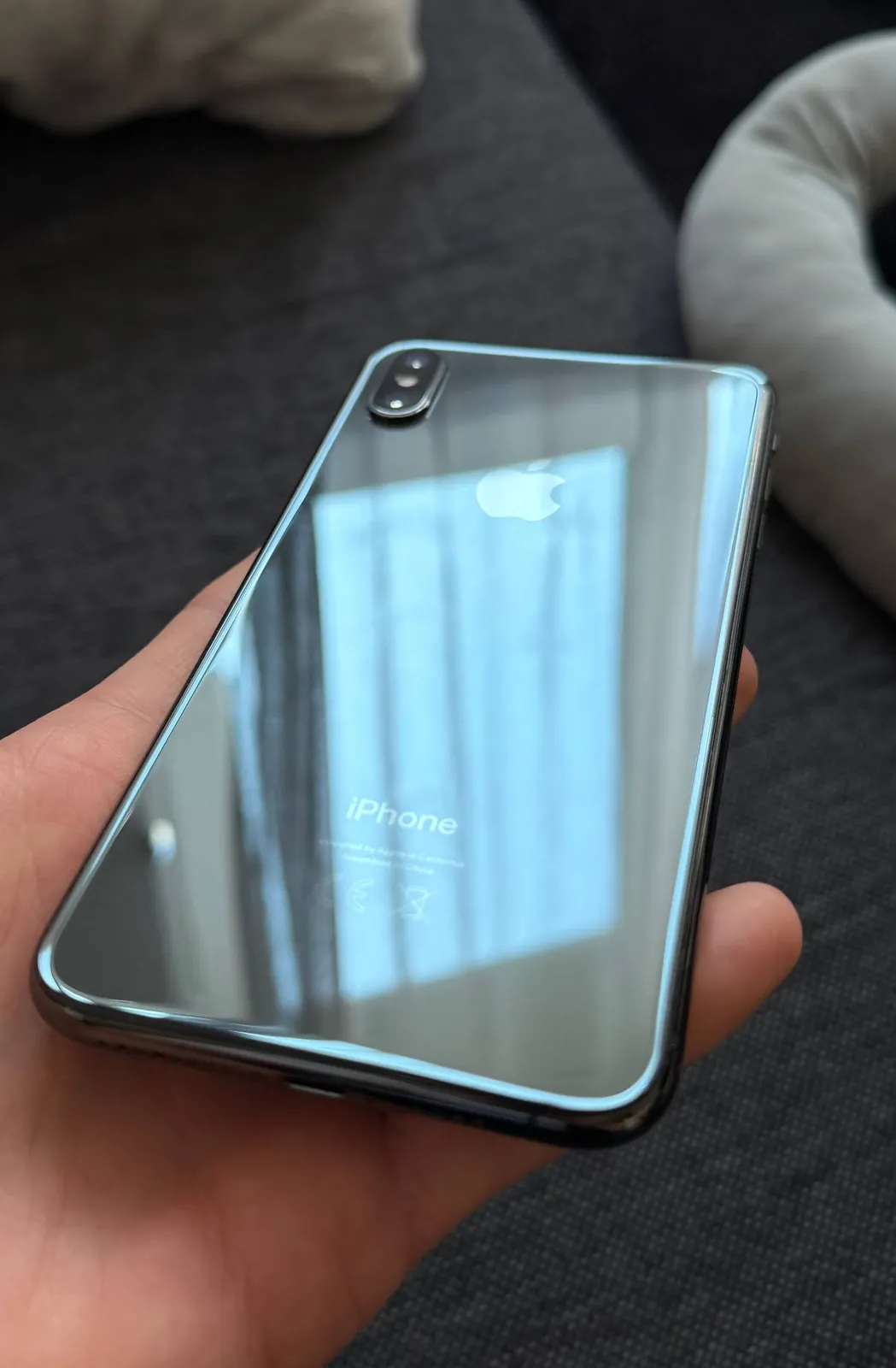 IPhone XS Max 256 ГБ чёрный в отличном состоянии 3