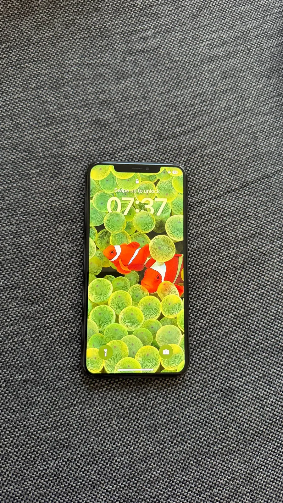 IPhone XS Max 256 ГБ чёрный в отличном состоянии 4