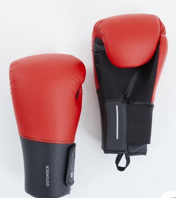 Боксёрские перчатки Decathlon 10oz 2