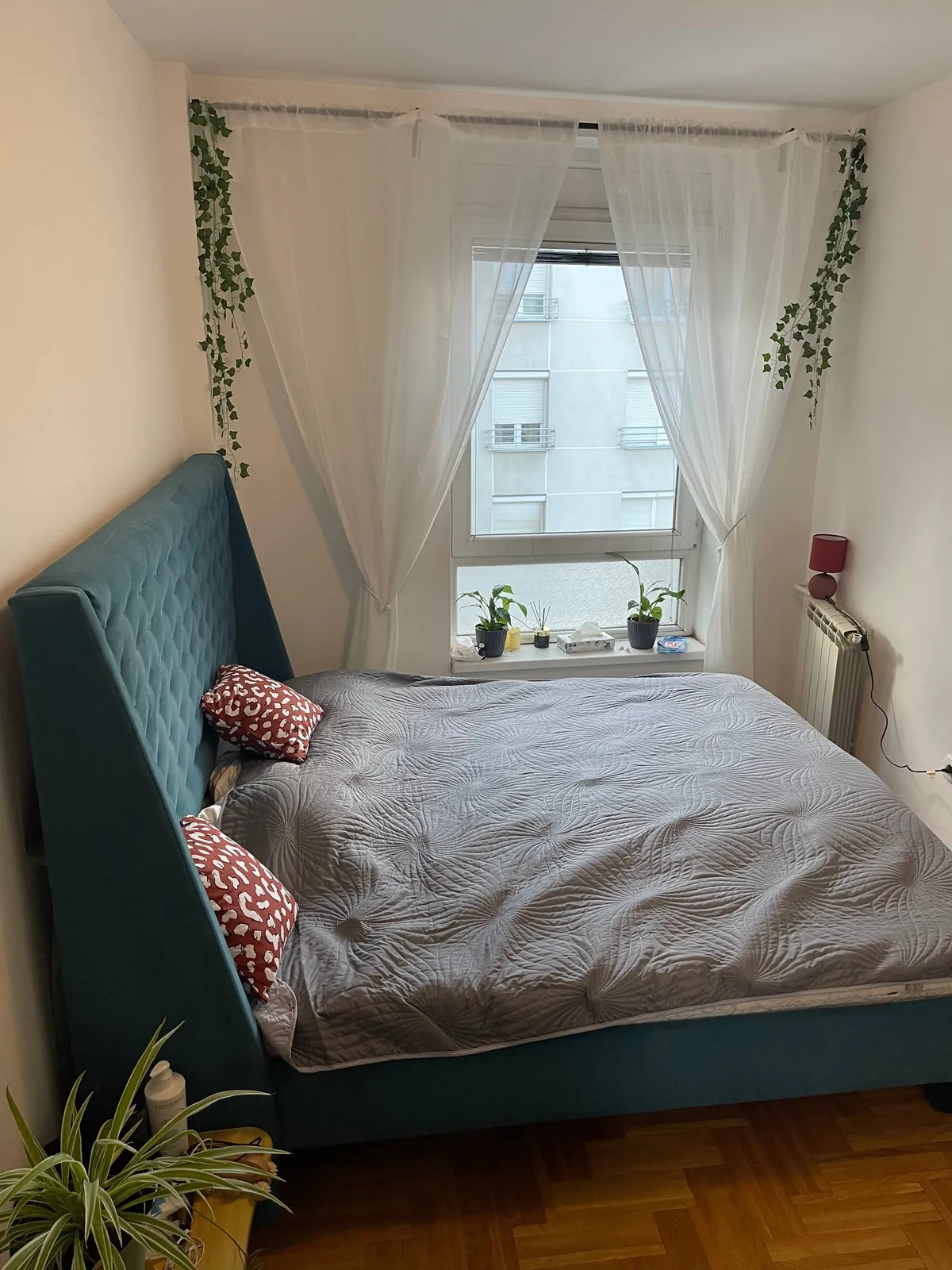 Кровать King Size 200×220 с изголовьем Звездара 2