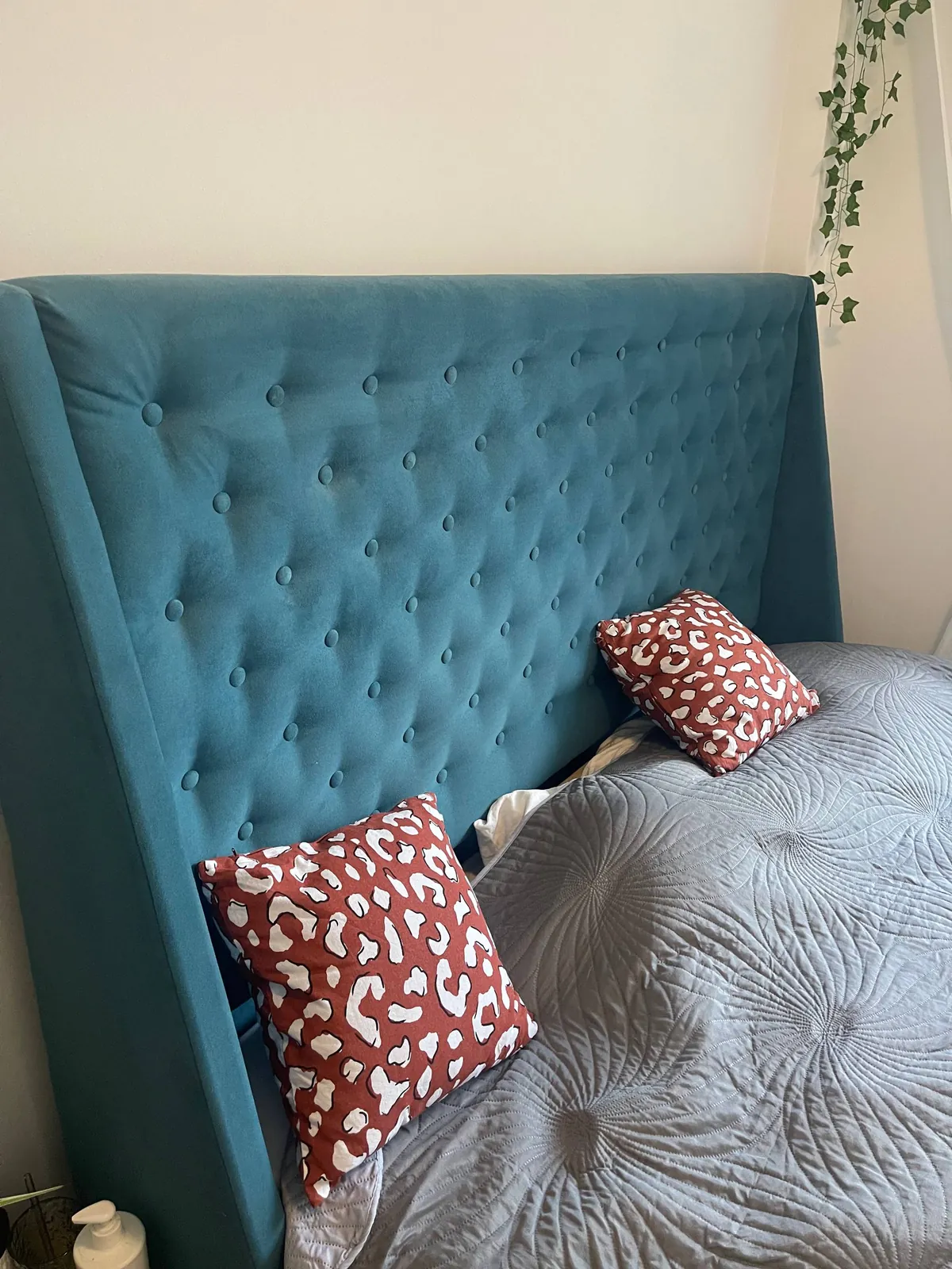 Кровать King Size 200×220 с изголовьем Звездара 6