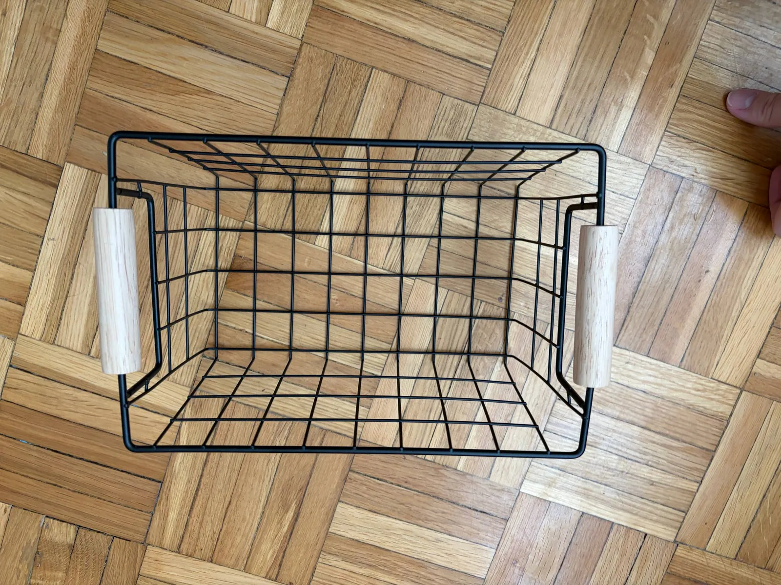 Корзинка и фоторамки 15×20 Врачар Белград 1