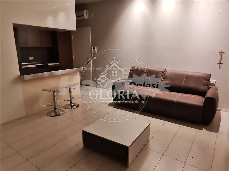 Квартира 40 м² Савски-Венац ВМА Белград 3