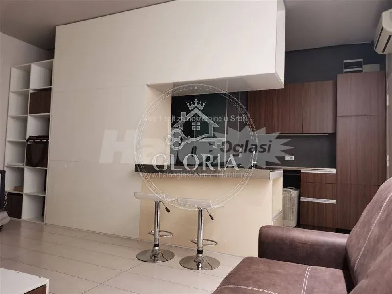 Квартира 40 м² Савски-Венац ВМА Белград 2