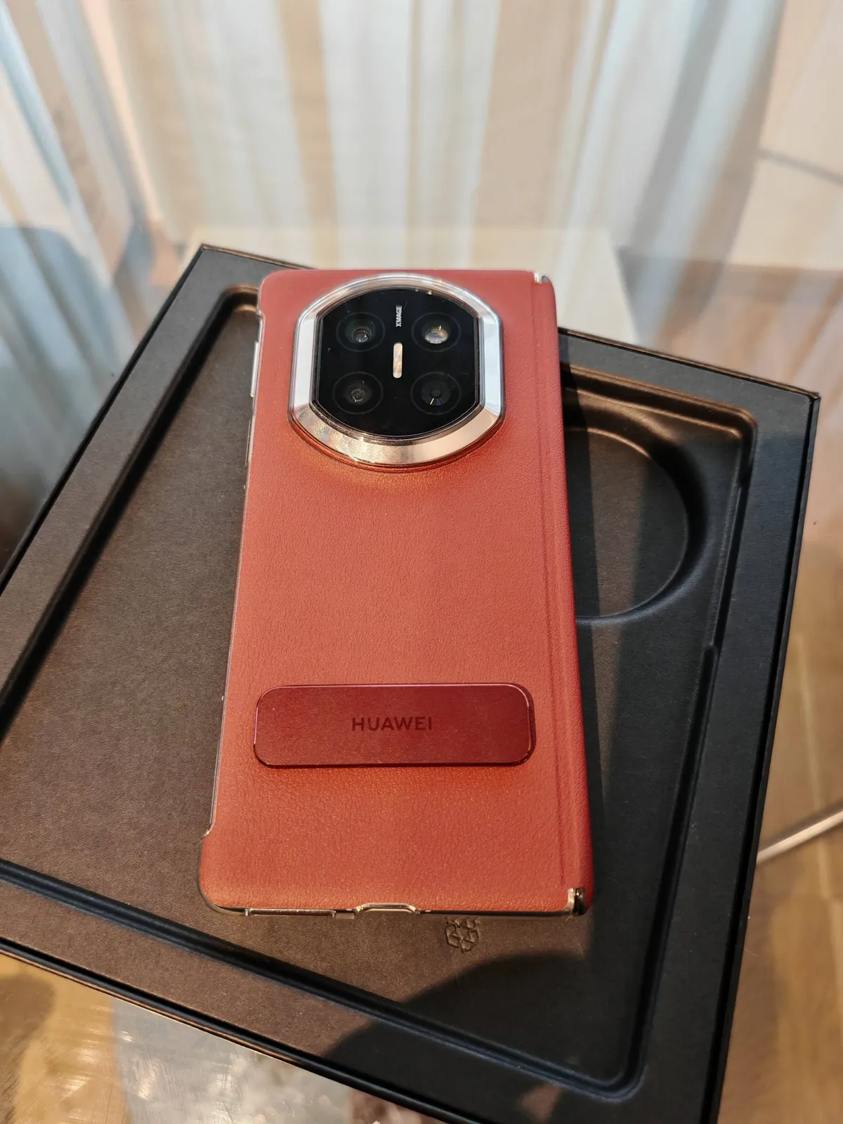 Складной смартфон Huawei Mate X7 16/512 ГБ Белград 1
