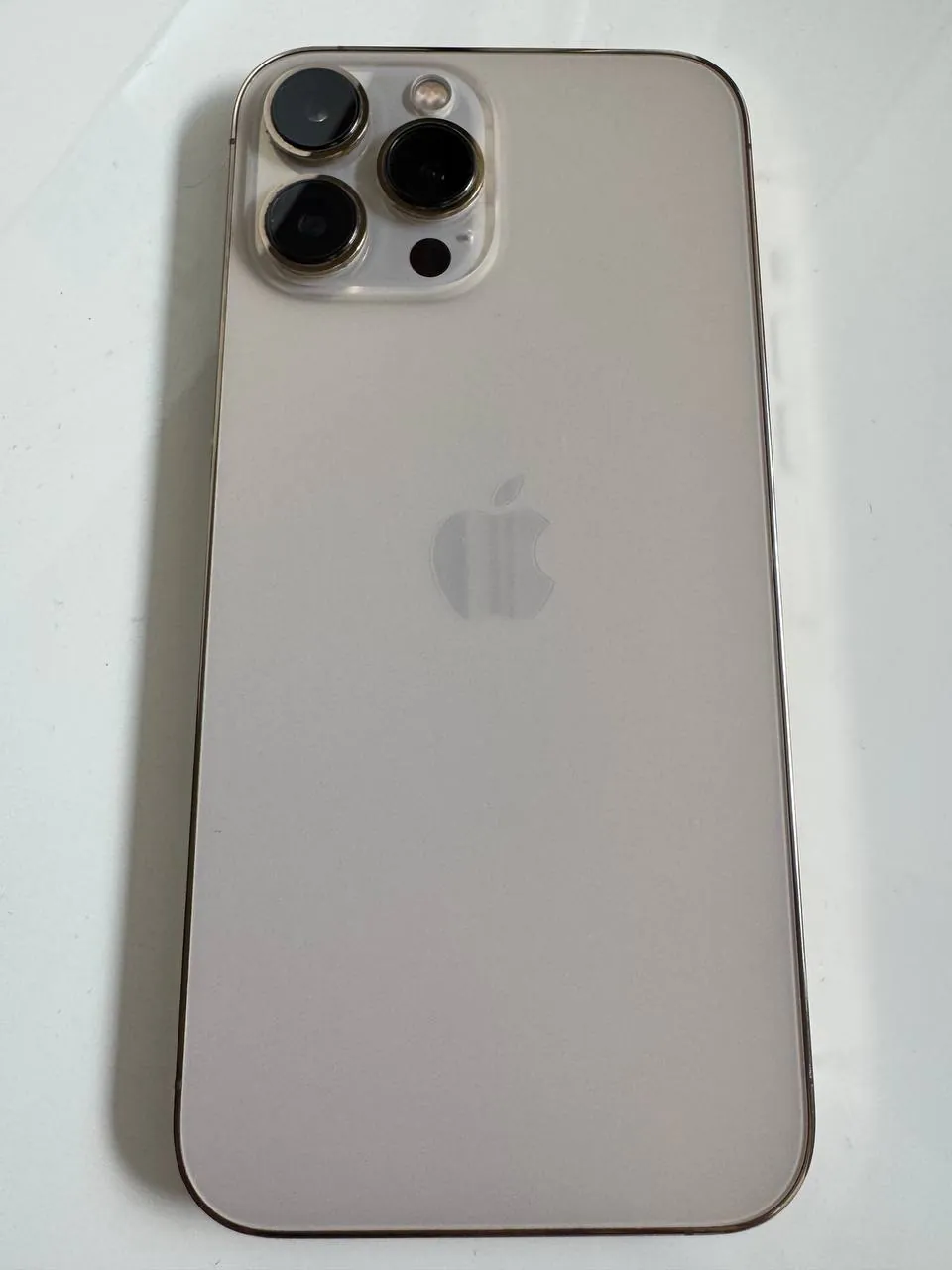 IPhone 13 Pro Max 256 ГБ Gold 1