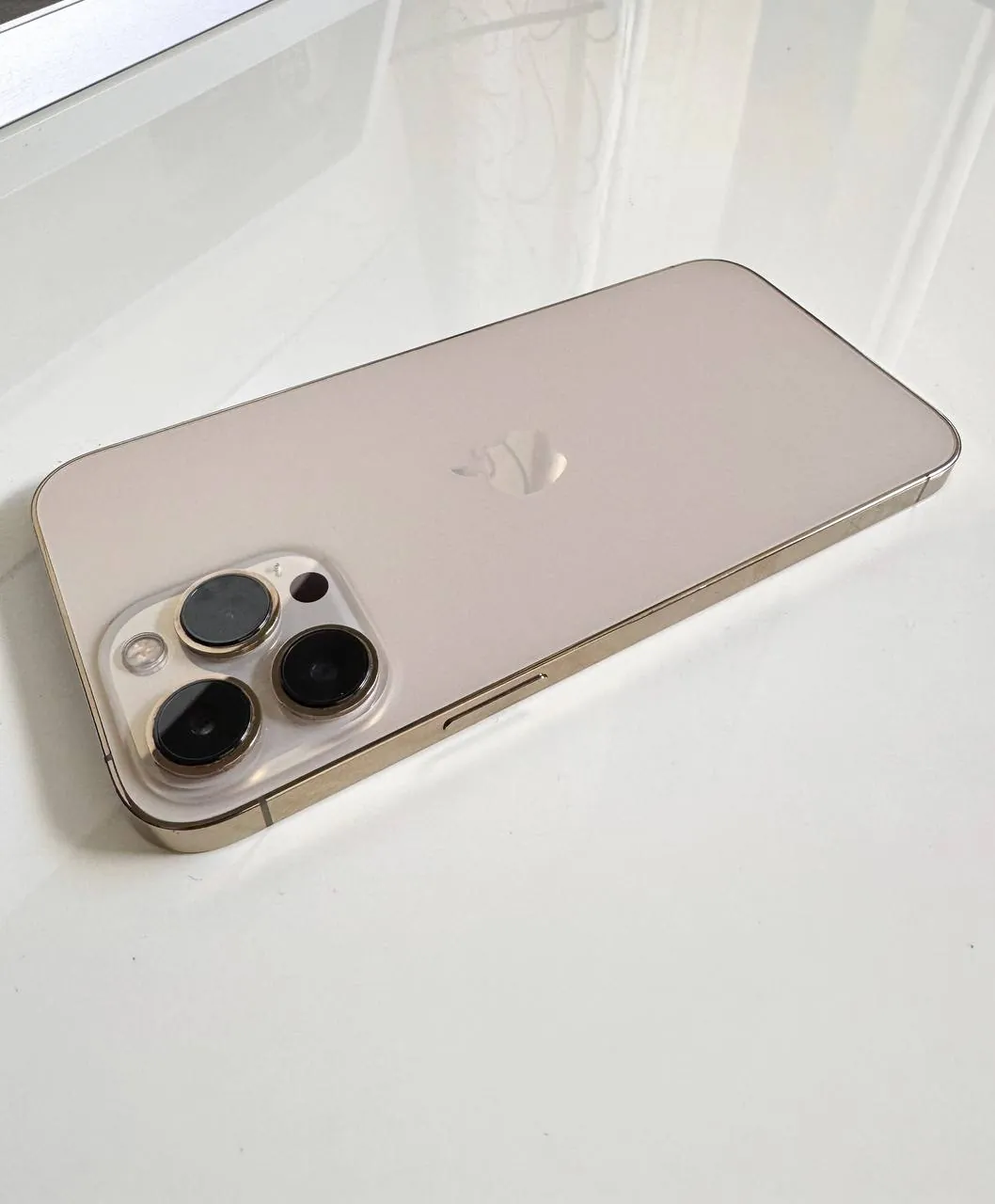 IPhone 13 Pro Max 256 ГБ Gold 4