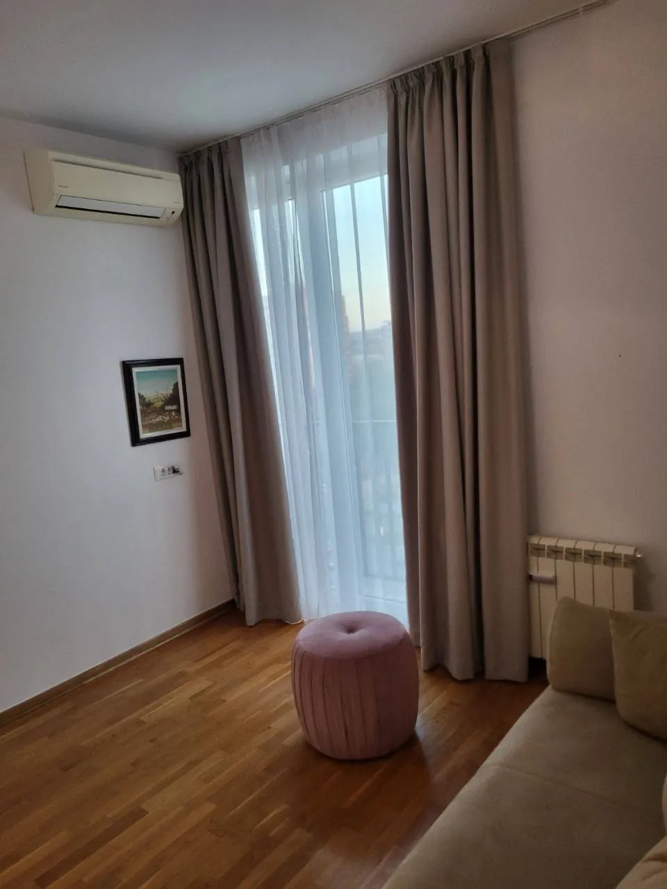Четырёхкомнатная квартира 100 м² в Новом Белграде 5