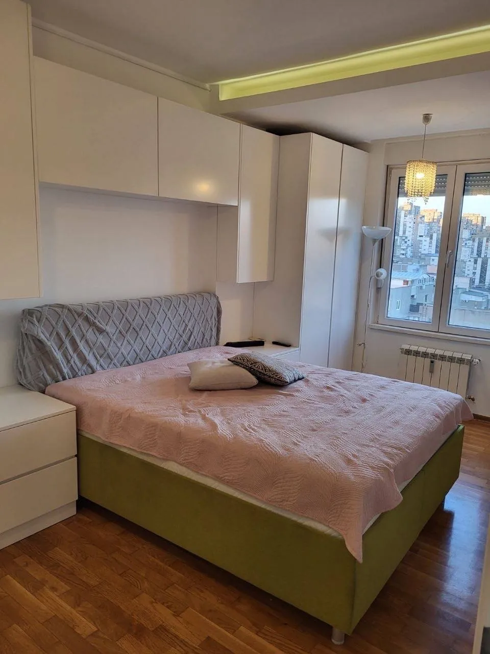 Четырёхкомнатная квартира 100 м² в Новом Белграде 9