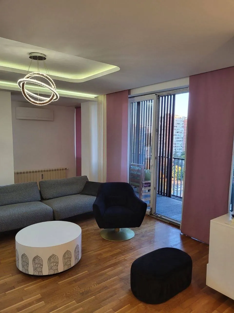 Четырёхкомнатная квартира 100 м² в Новом Белграде 6
