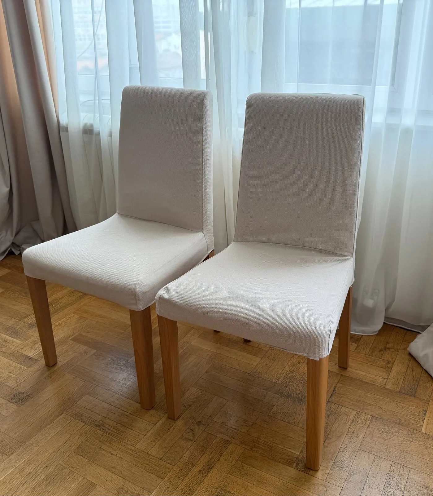 Два стула IKEA Bergmund с чехлами Белград 2