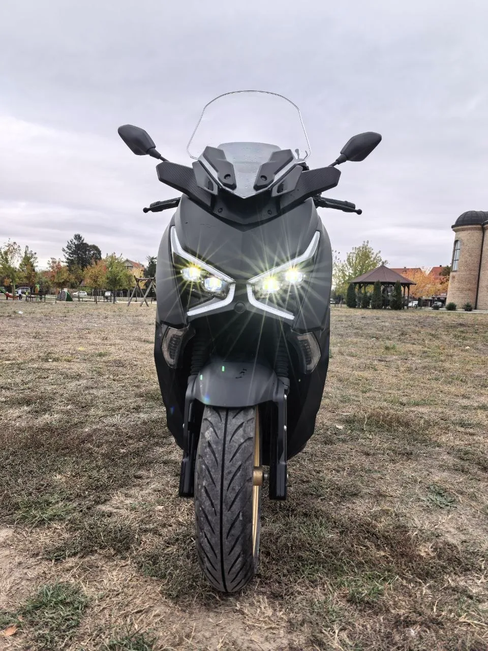 Макси скутер TRIO TX 250 250cc 6