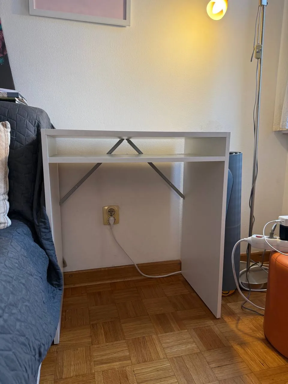 Стол IKEA Torald и стул JYSK 2