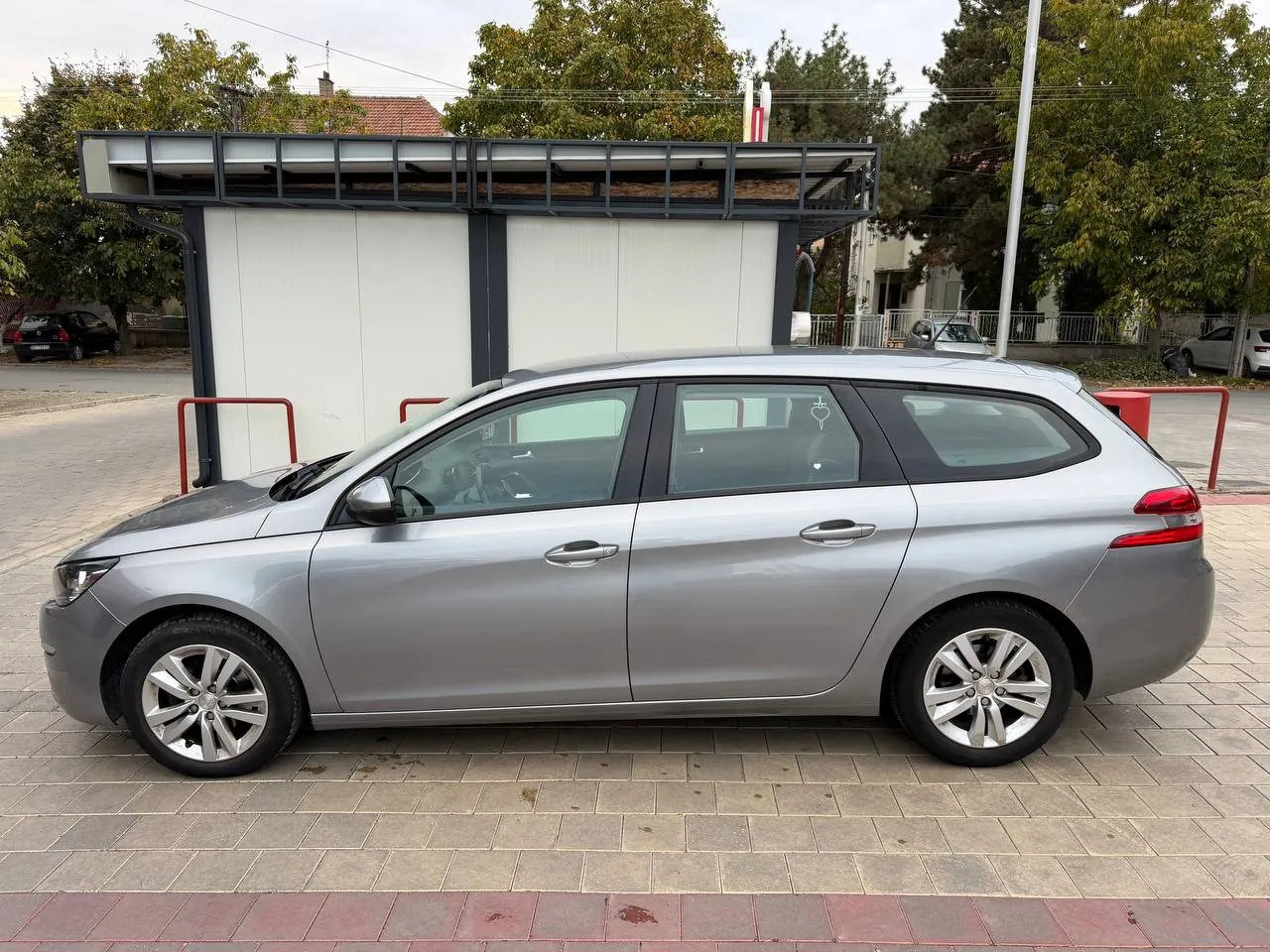Peugeot 308 1.6 HDi механика 2017 года Нови-Сад 2