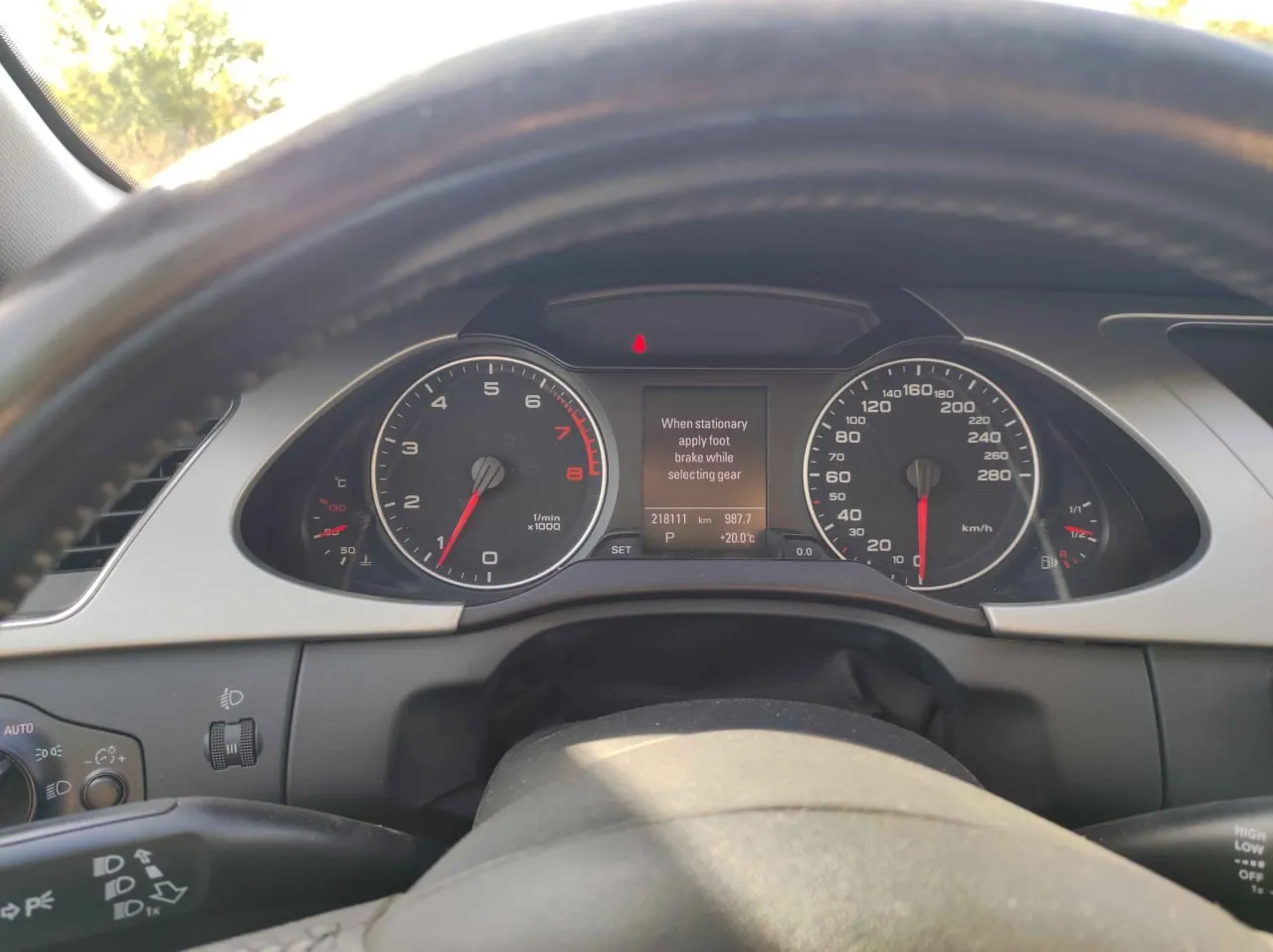 Audi A4 B8 2.0 TFSI автомат 2011 года Нови-Сад 8