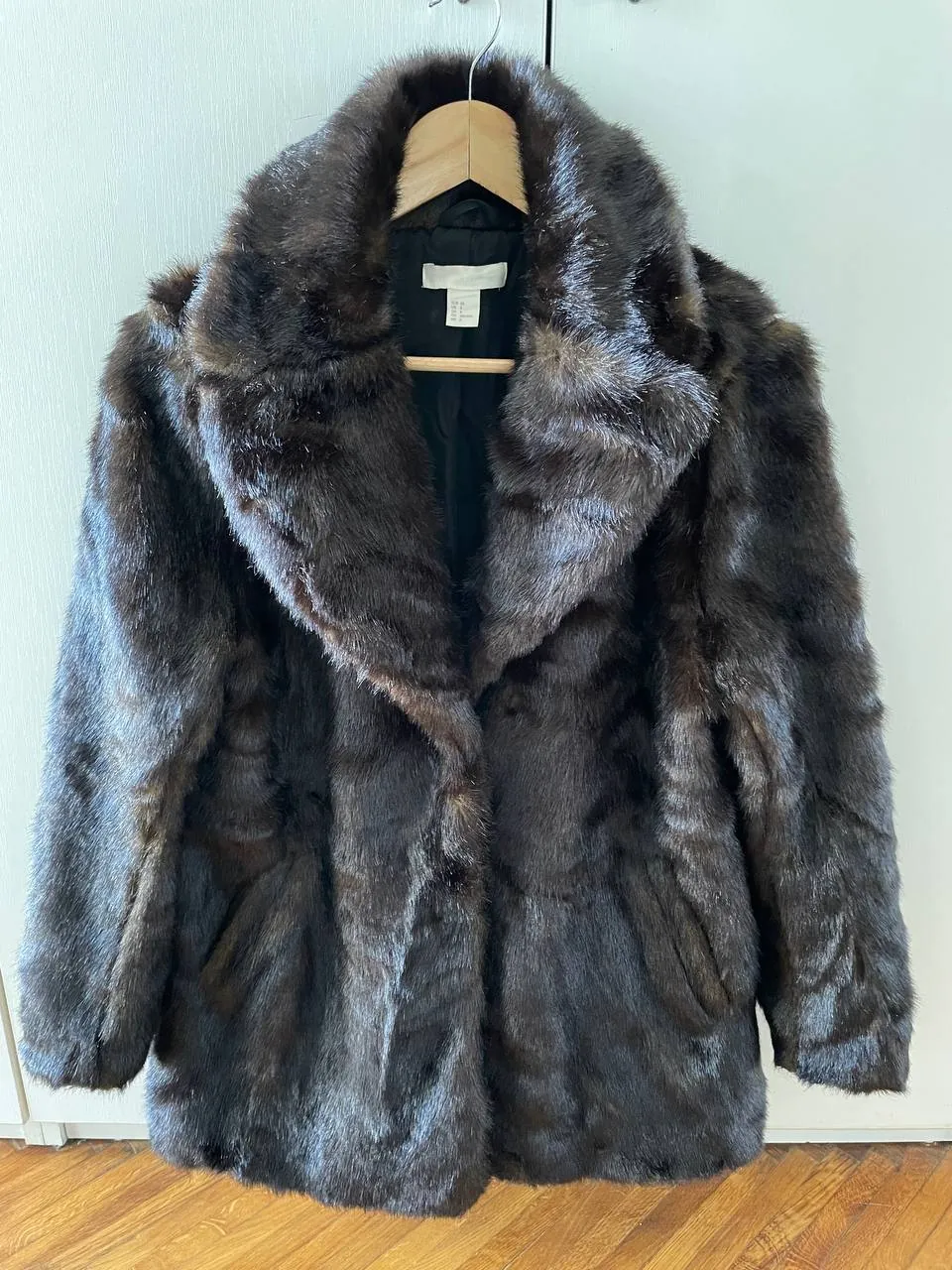 Шубка H&M коричневая размер 38 1