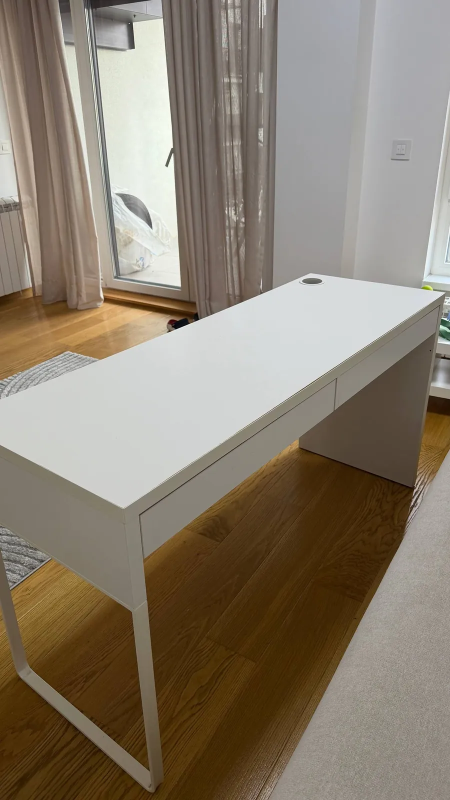 Письменный стол IKEA 2