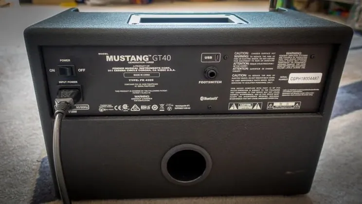 Комбоусилитель Fender Mustang GT40 Bluetooth 2